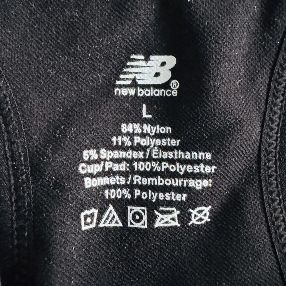 New Balance NB NEW Seamless Large Padded Black Sports Bra Workout Yoga Top